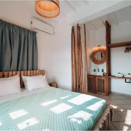 Luxury Merchias 5bd شقة *